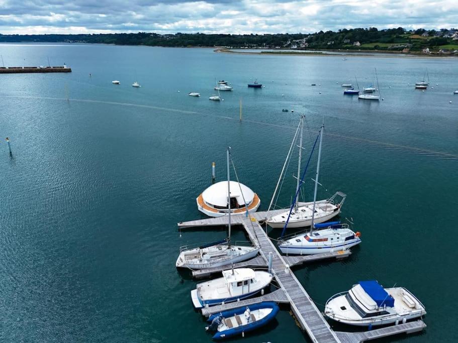 Anthenea Suite Hoteliere Flottante Perros-Guirec Bagian luar foto